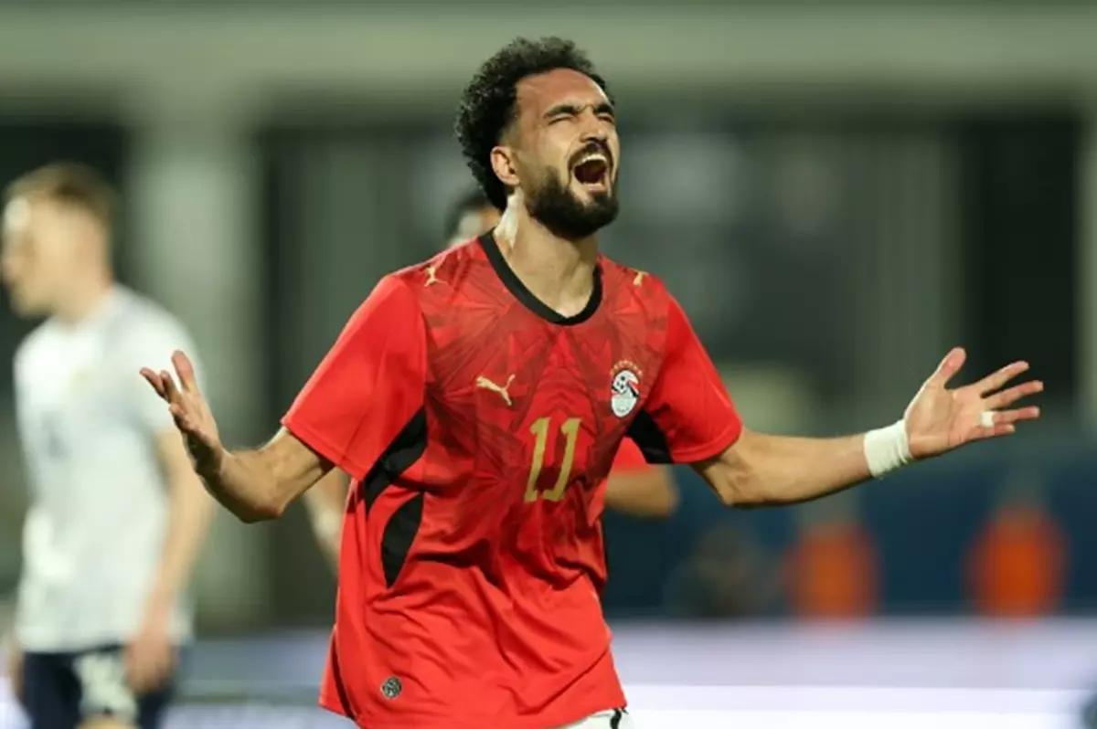 باعت الهدوم علشان تربيهم والدة زيكو تكشف لأول مرة تفاصيل مؤثرة عن رحلة كفاحها 4 زيكو بقميص الفراعنة