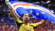 برز اسم مفاجئ كأفضل لاعب في مباراة فرنسا وإسبانيا. 6 أخبار رياضية (15 يوليو): ظاهرة الرأس الأخضر لا تظهر أي علامات على التراجع.