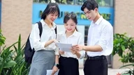 تشجع الجامعة التعاون في مجالات العلوم الطبية الحيوية والاختبارات الطبية. 6 أعلنت بعض الجامعات في الجنوب عن الحد الأدنى لدرجات القبول بناءً على نتائج امتحانات الثانوية العامة في وقت مبكر.