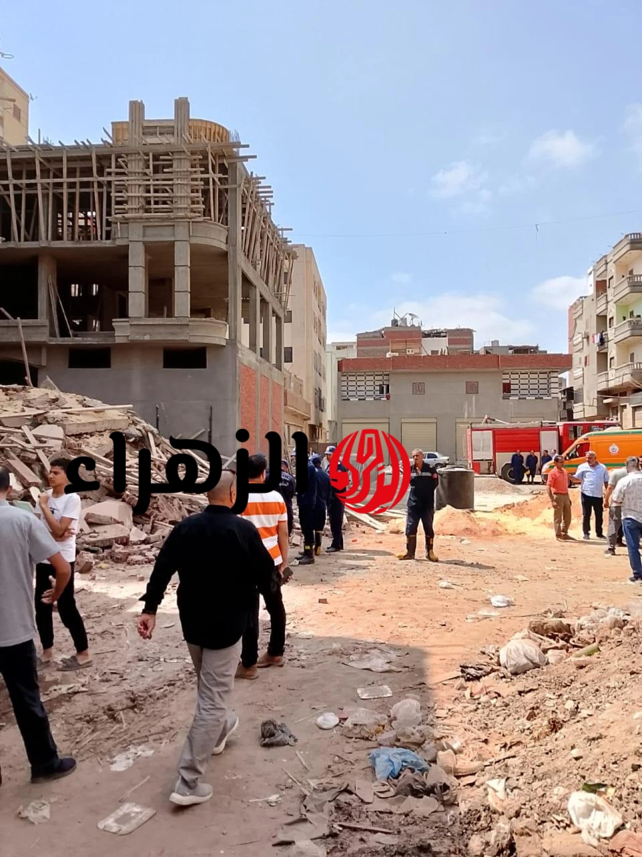 تفاصيل القبض على مالك عقار طلخا المنهار والمقاول المسؤول