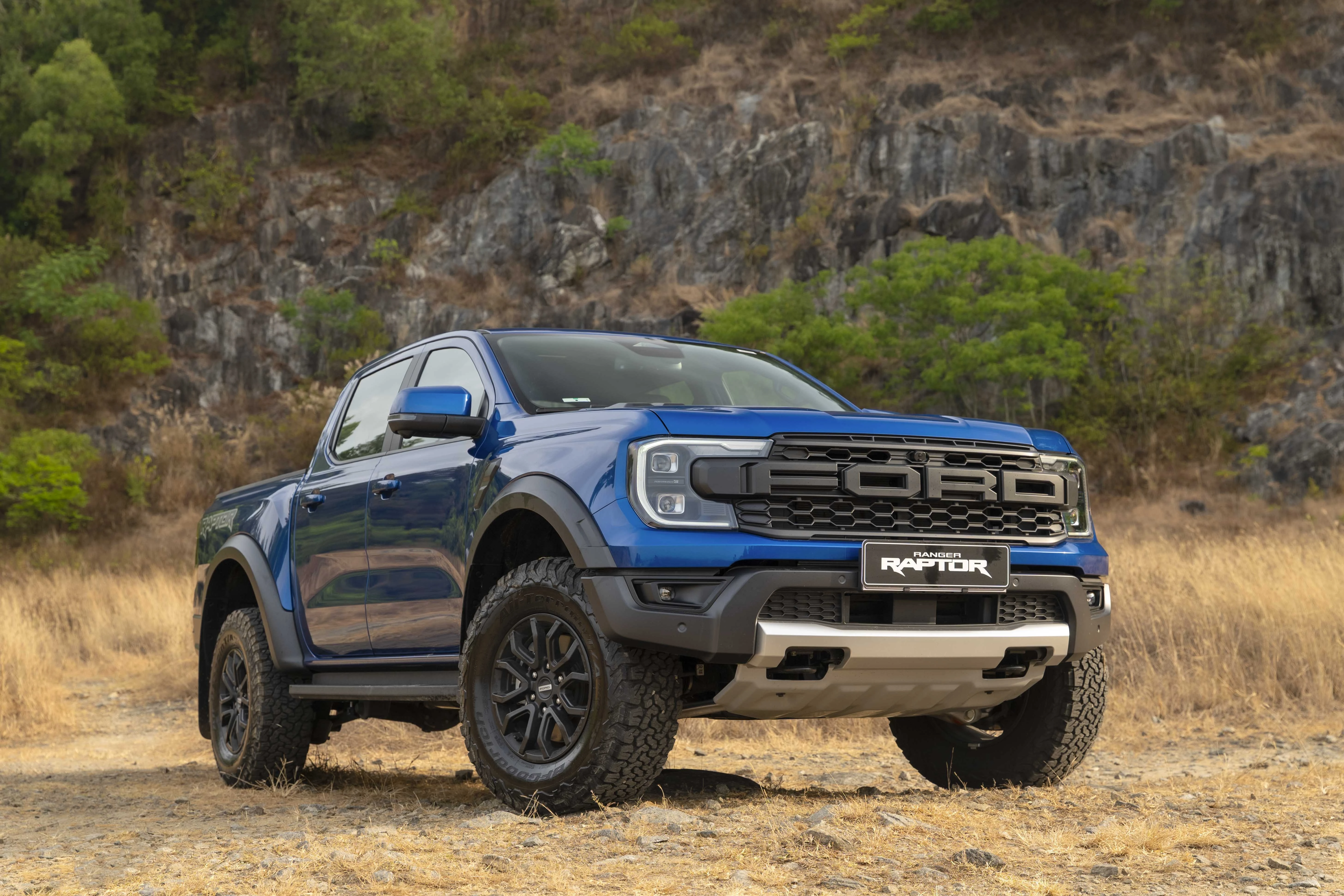 vượt mặt Ford Ranger ảnh 1
