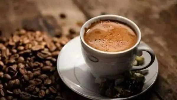 القهوة وتأثيرها على ضغط الدم