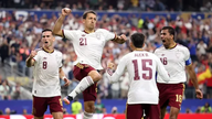 فازت إسبانيا على فرنسا 2-0 لتتأهل إلى نهائي كأس العالم 2026. 8 تأهلت إسبانيا إلى نهائي كأس العالم 2026 بعد فوزها المقنع على فرنسا.