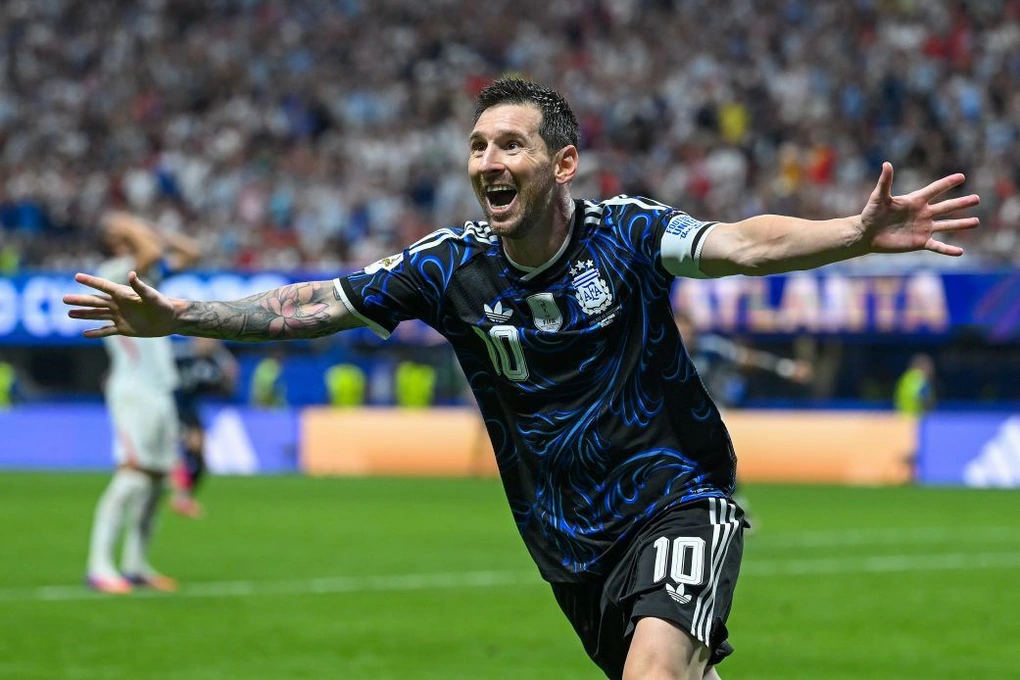 لماذا يواجه نهائي كأس العالم 2026 خطر التأجيل؟ - 2 Vì sao trận chung kết World Cup 2026 có nguy cơ bị hoãn? - 2
